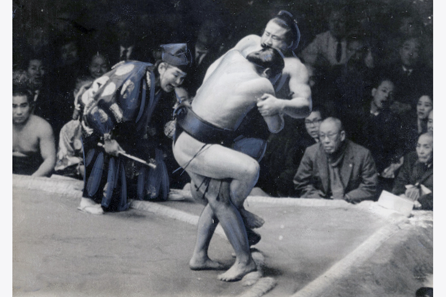 ☆相撲画家 松岡リン「黒姫山と床山」リン・スターム・レビィ
