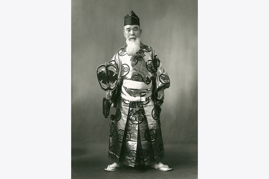 衣装に見る大相撲の世界 - 日本相撲協会公式サイト